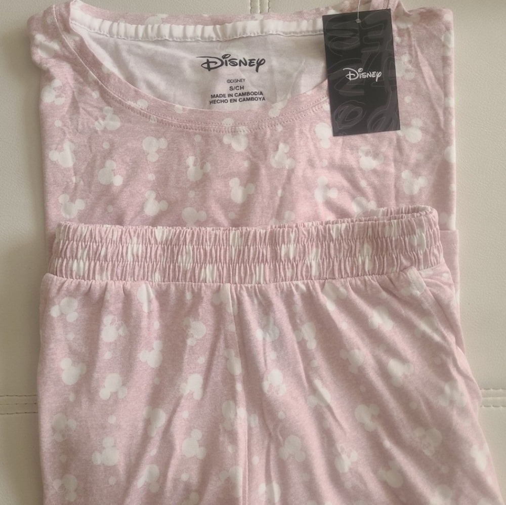 Disney Women's 2 Piece Short Sleeve Shirt & Short Pajama Set